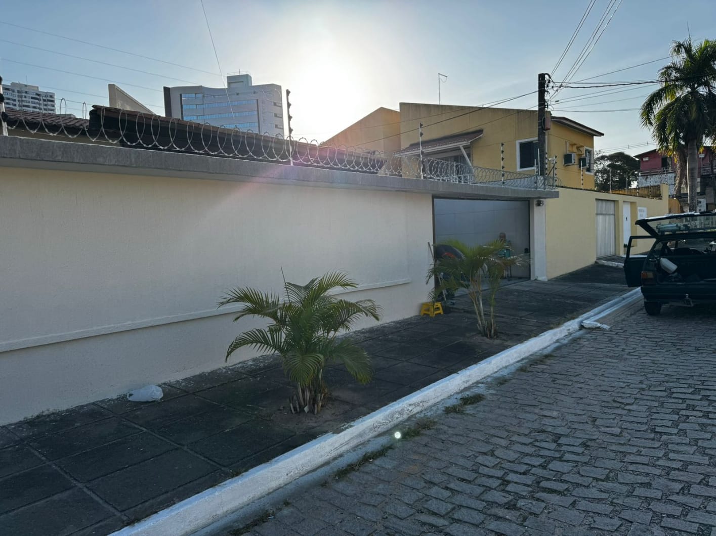 Rua Curimatã, 260 - Ponta Negra, Natal/RN